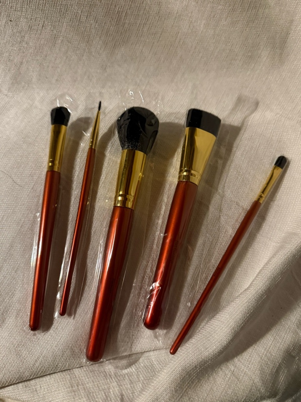 Makeup Brush Set with Gold Ferrules - NWOT - Picture 3 of 3
